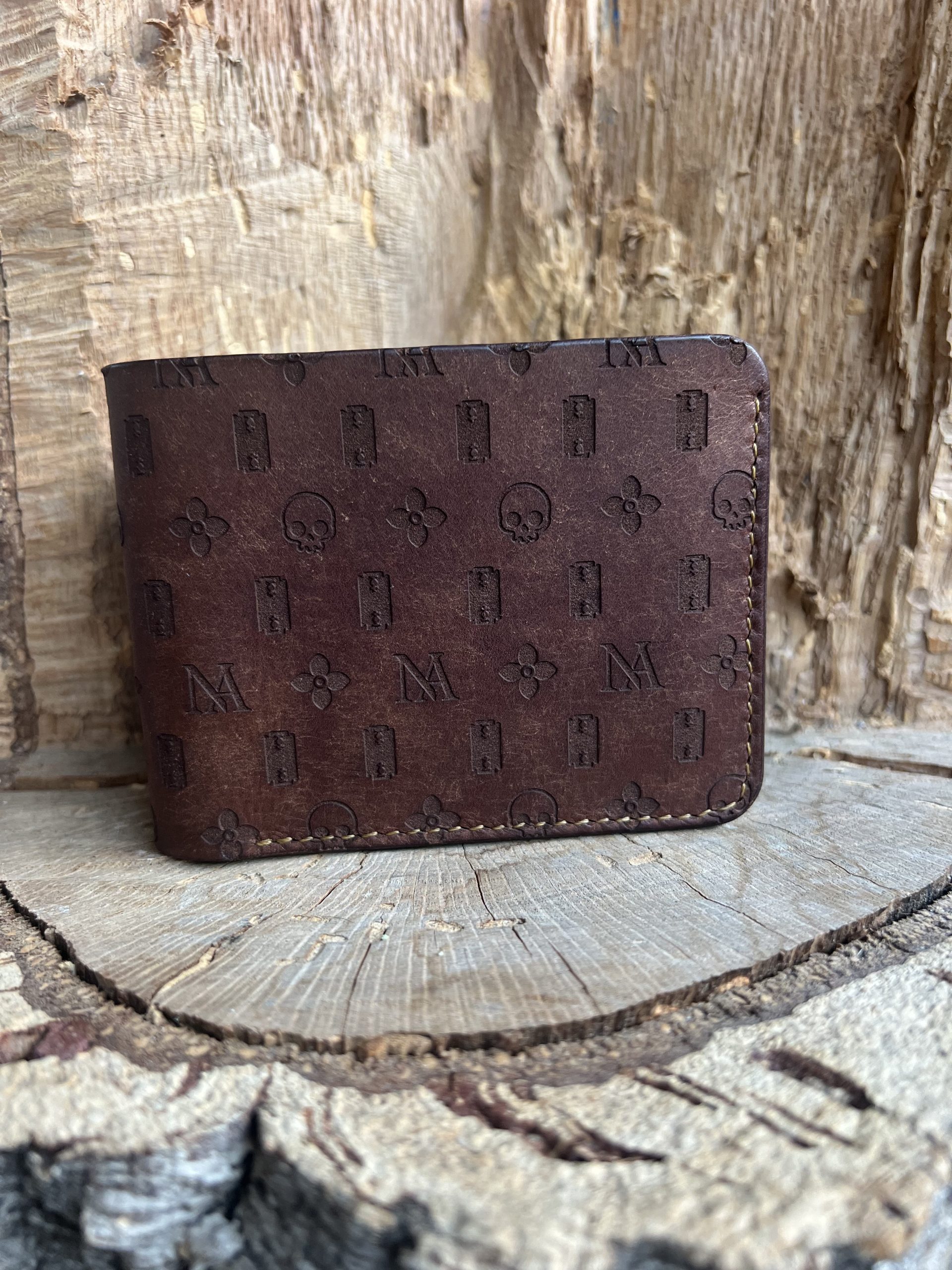 GENTLEMAN FOLDER MOTIFS N&A (PIECE)